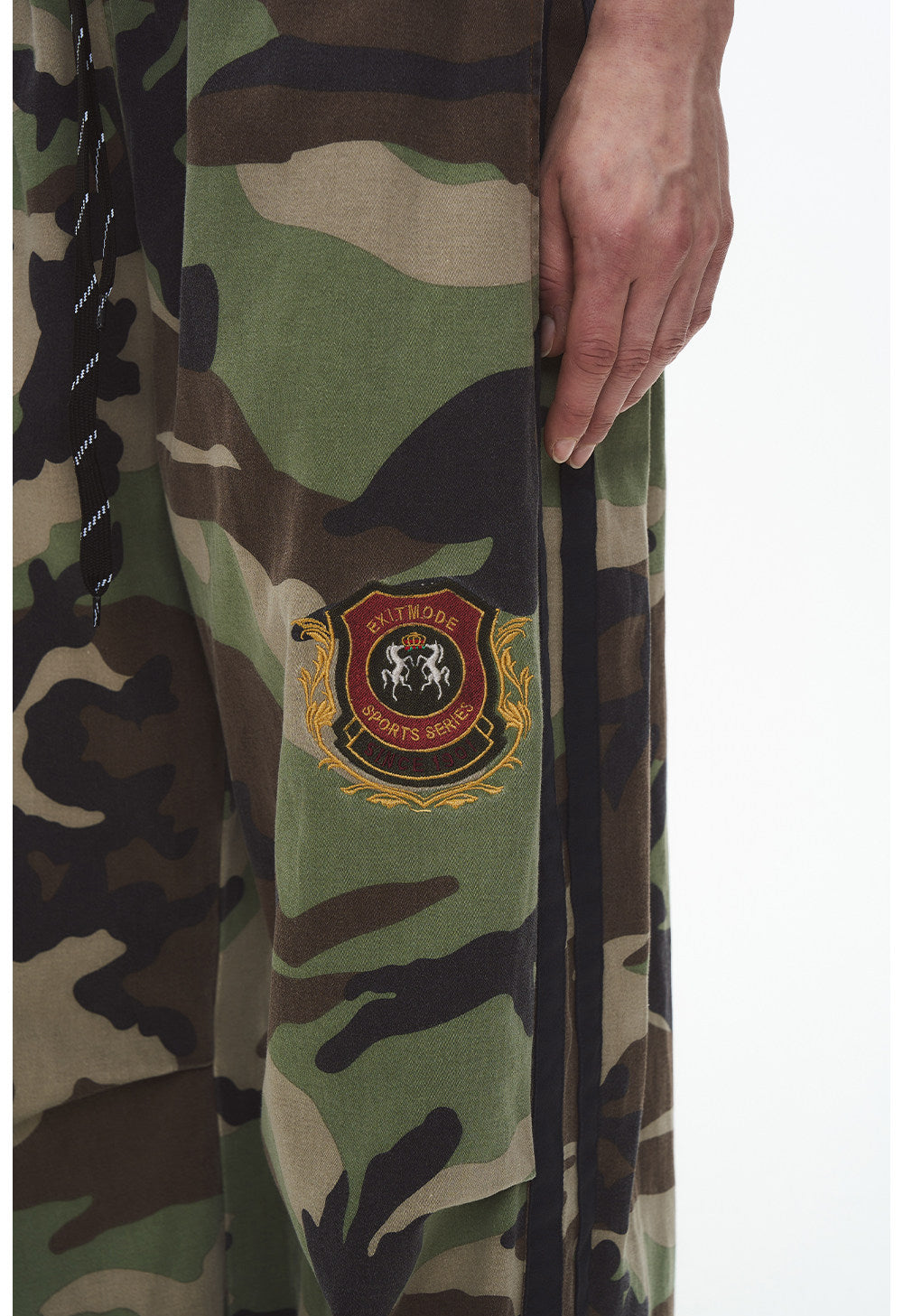 Aged Finish Double-Waist Camo Casual Pants
