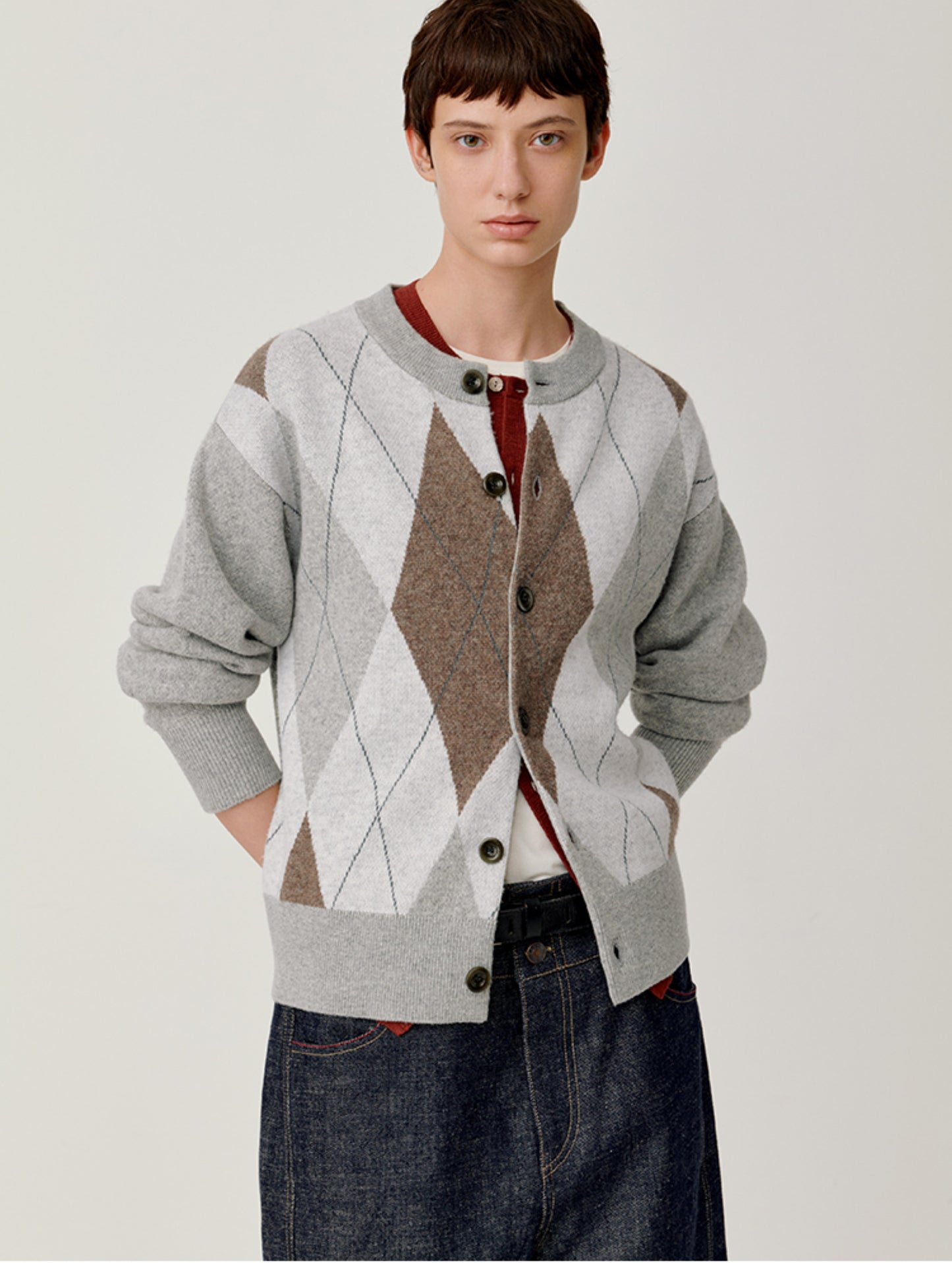 Loose round neck cardigan