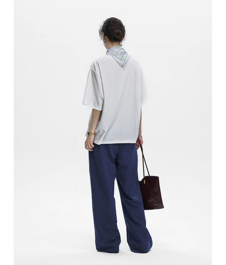 Basic and Simple Round-Neck T-Shirt