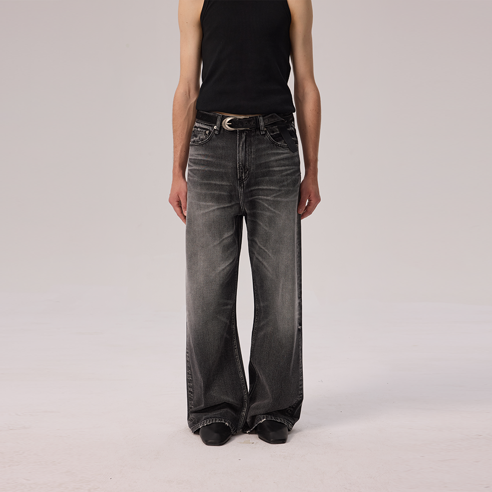 Clean Fit Whisker Jeans