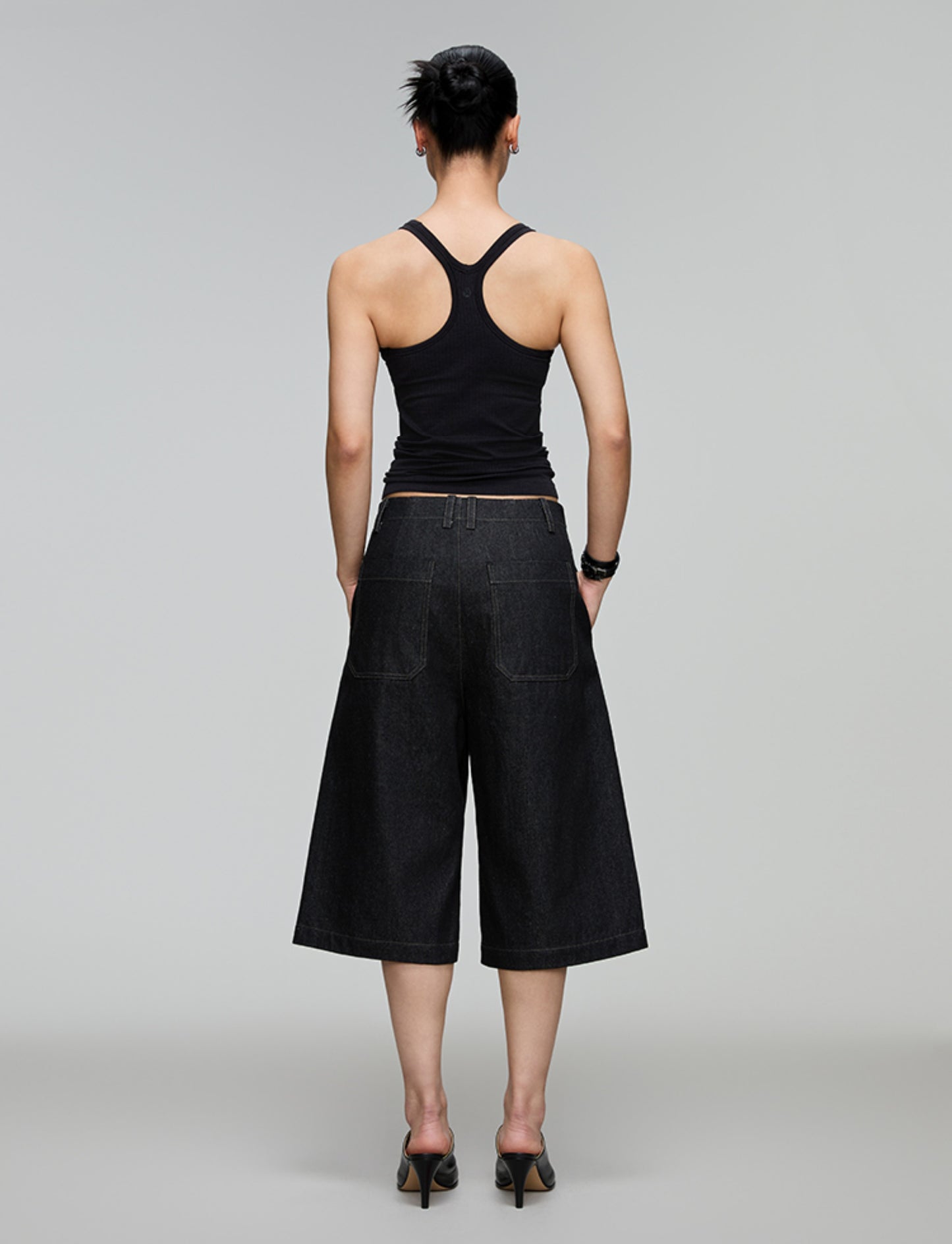 A-line loose denim shorts