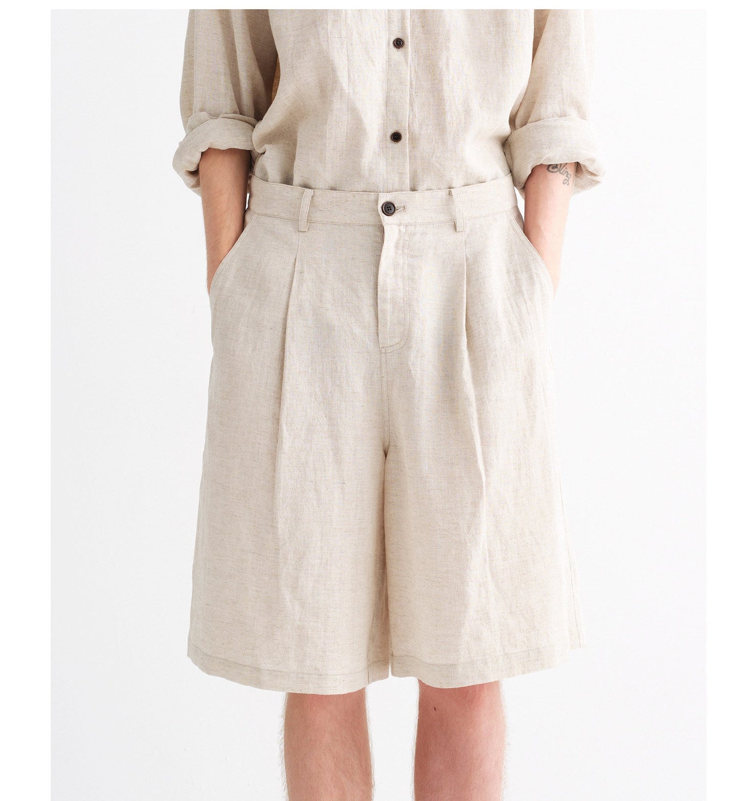 Simple Pleated Casual Shorts