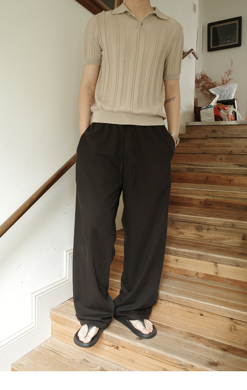 Casual Pants with Excellent Breathability and a Loose Drawstring