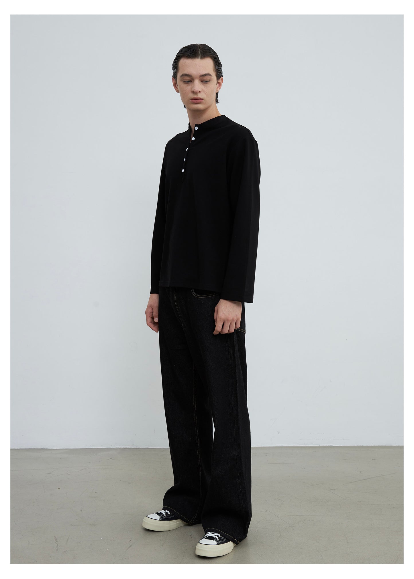 Henry Collar Clean Fit T-Shirt