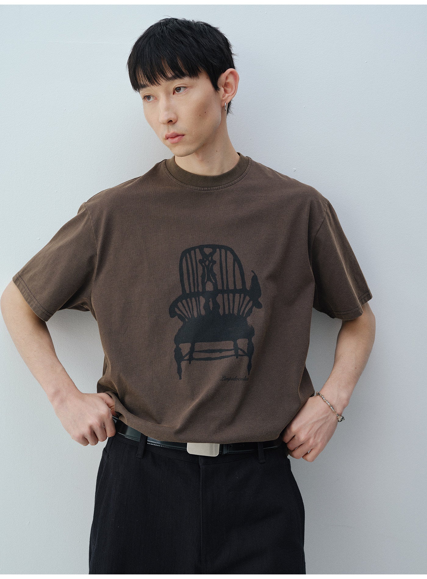Two-Tone Chair Print T-Shirt