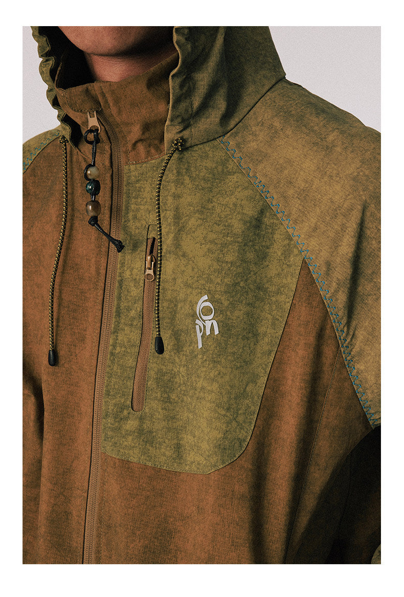 Water-repellent nylon hooded jacket