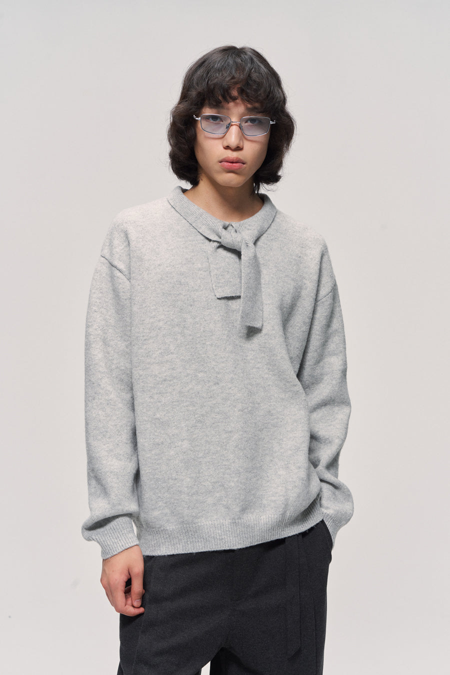 Bow Tie Round Neck Pullover Sweater