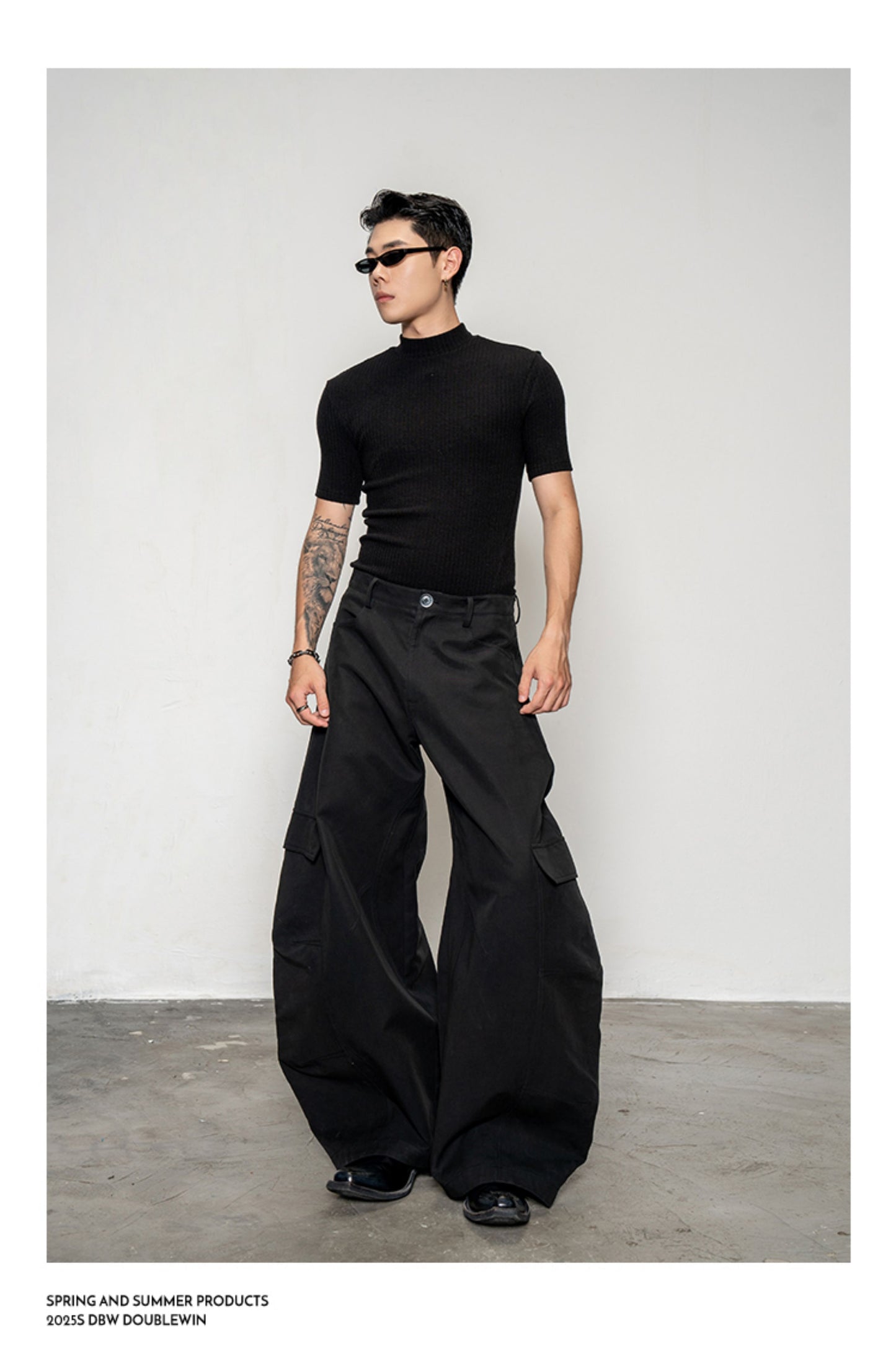 Large Pocket Wide Leg Pants