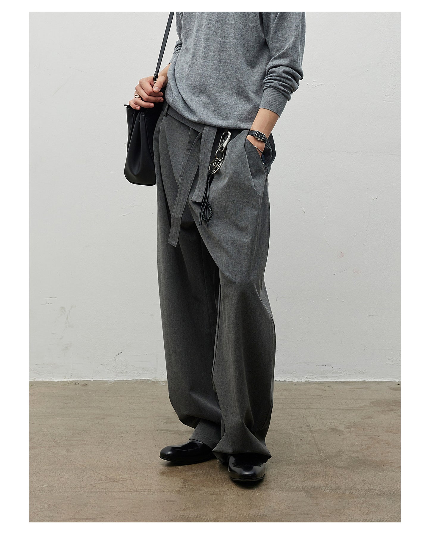Double-pleated Casual Pants with Belt
