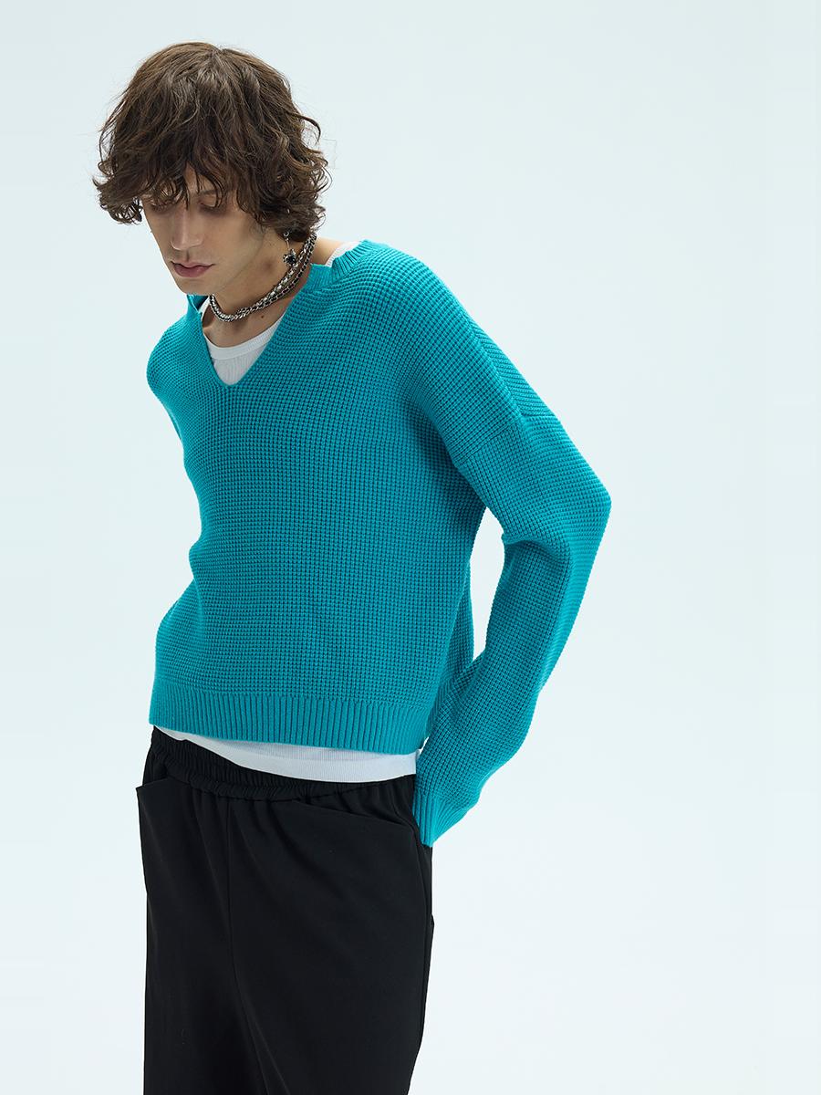 V-Neck Short Wide Sweater