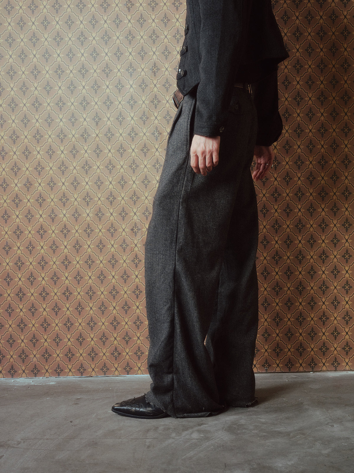 Damage Hem Casual Pants