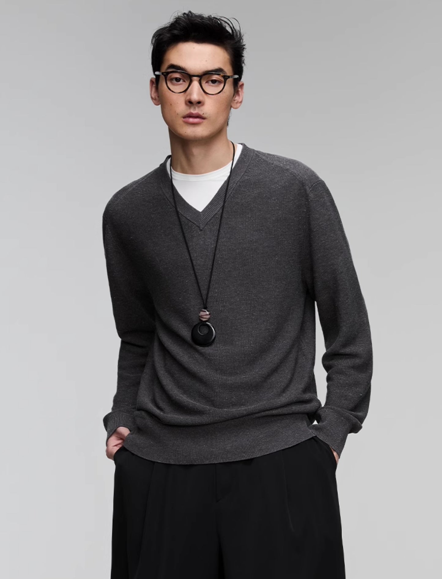 V-neck loose casual knit