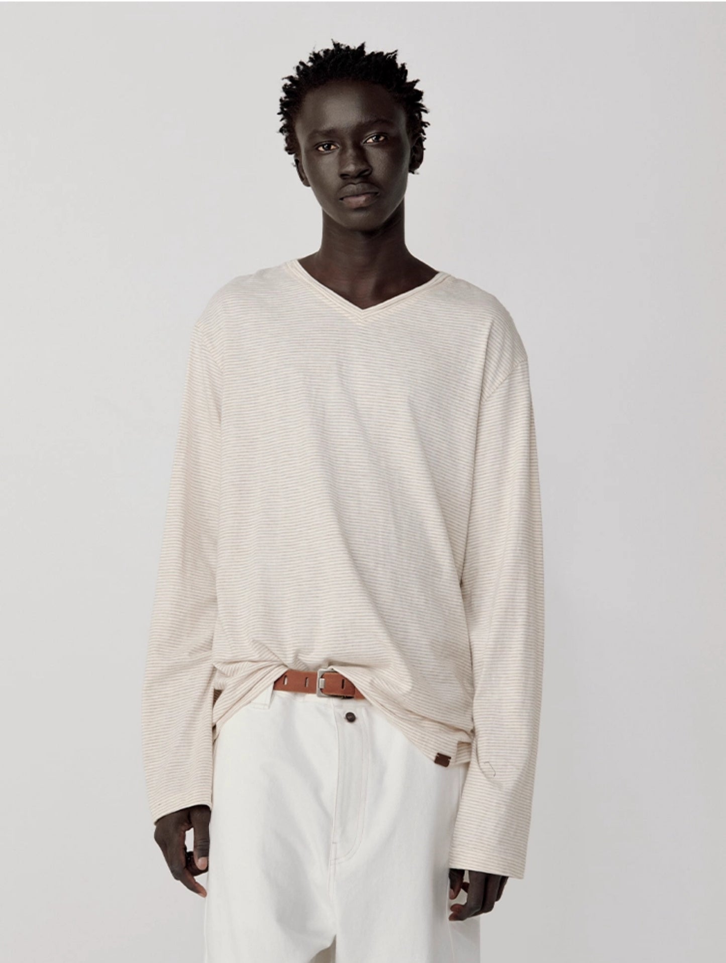 Retro Carl V-넥 T-셔츠