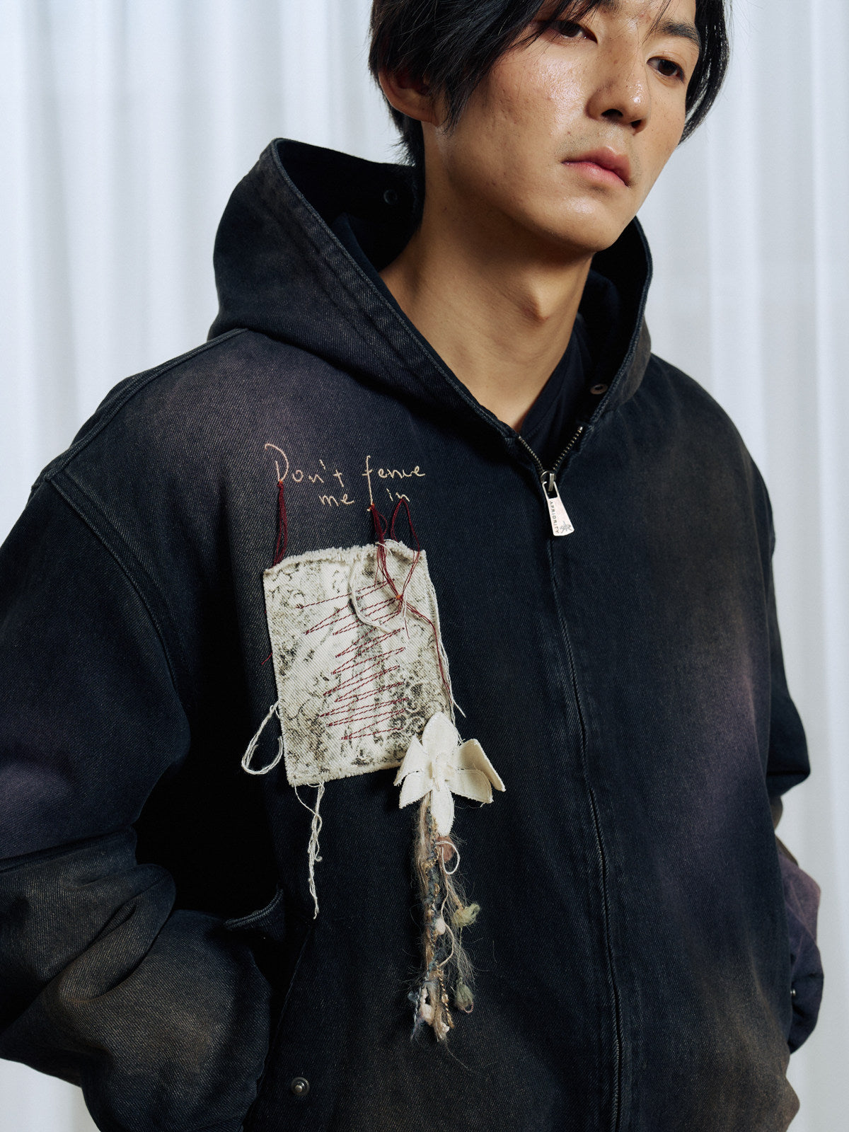 Detachable faux fur lining denim jacket