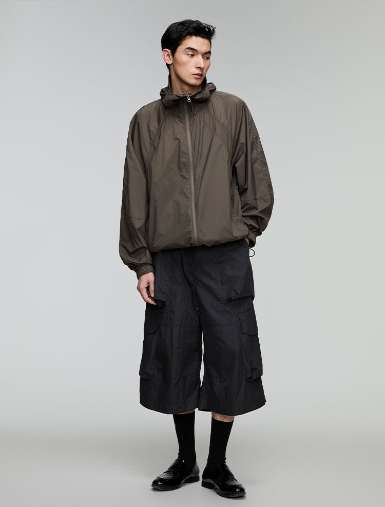 Cropped pants with adjustable waist