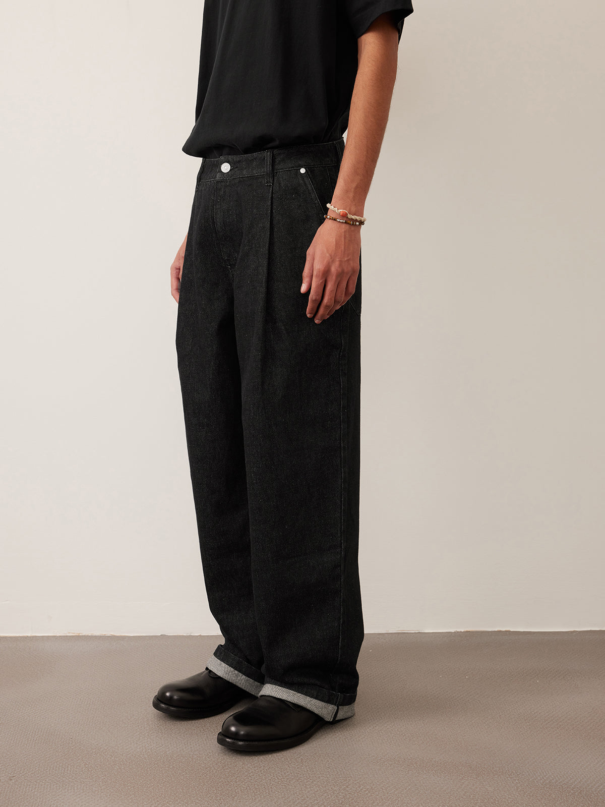 Single Pleats Loose Straight Jeans 12.25 oz.