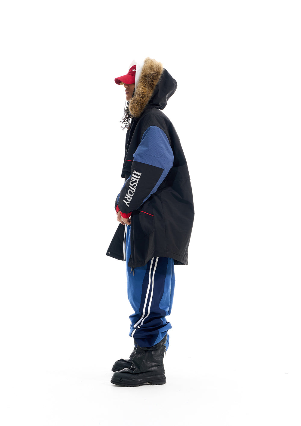 Long jacket with fur collar