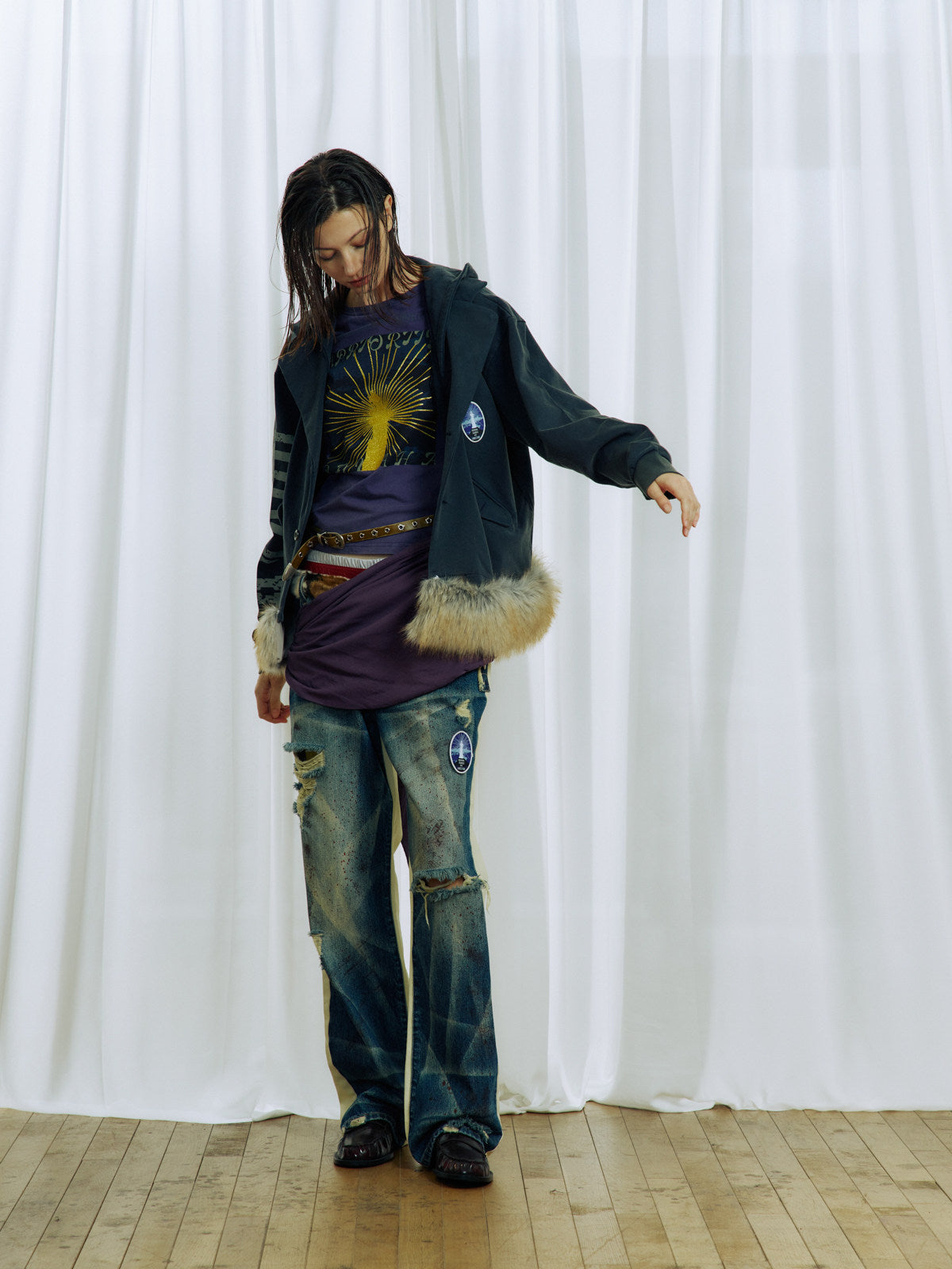 Glitter Print Distressed Finish T-Shirt