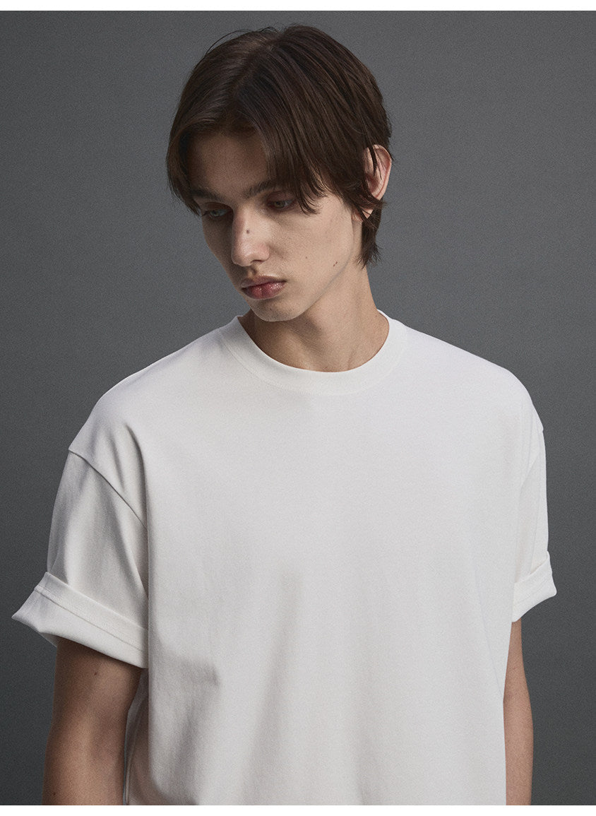 Loose-Fit Simple T-Shirt