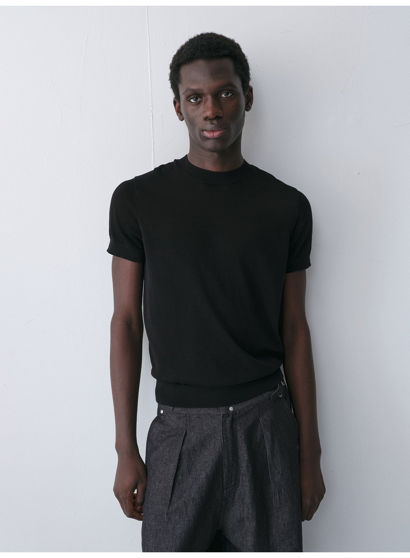 Fitted Summer Knit Shirt