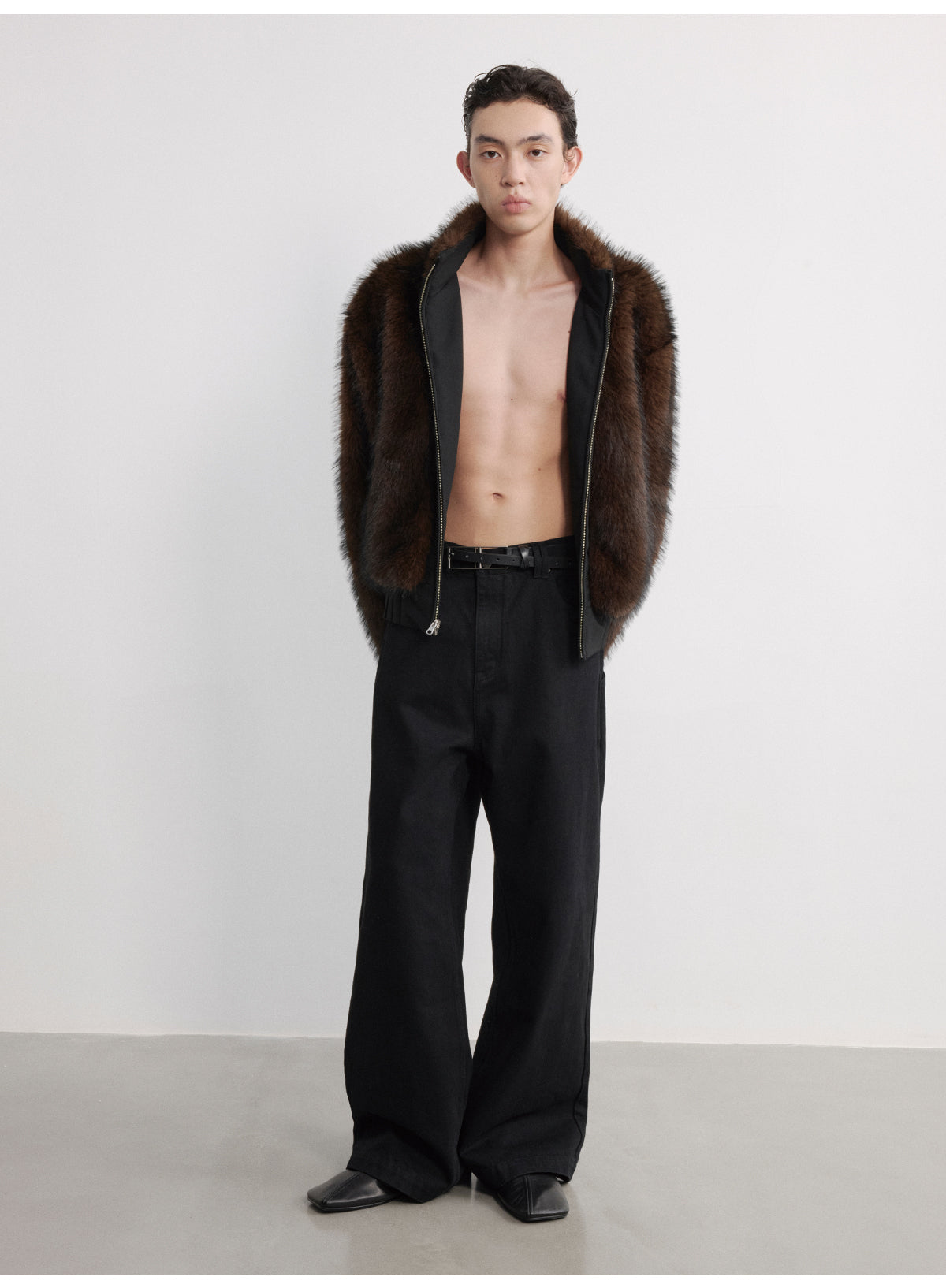 Clean Fit Casual Pants