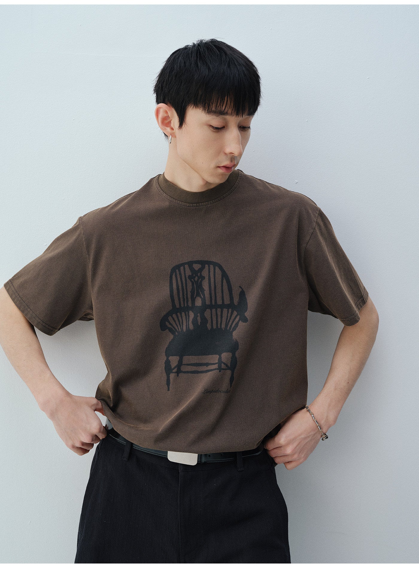 Two-Tone Chair Print T-Shirt