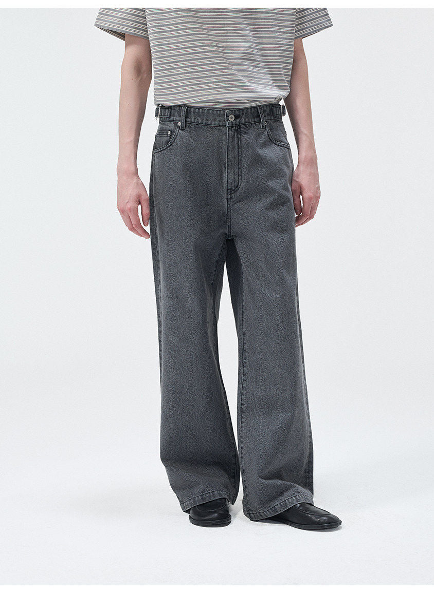Distressed Wash Jeans