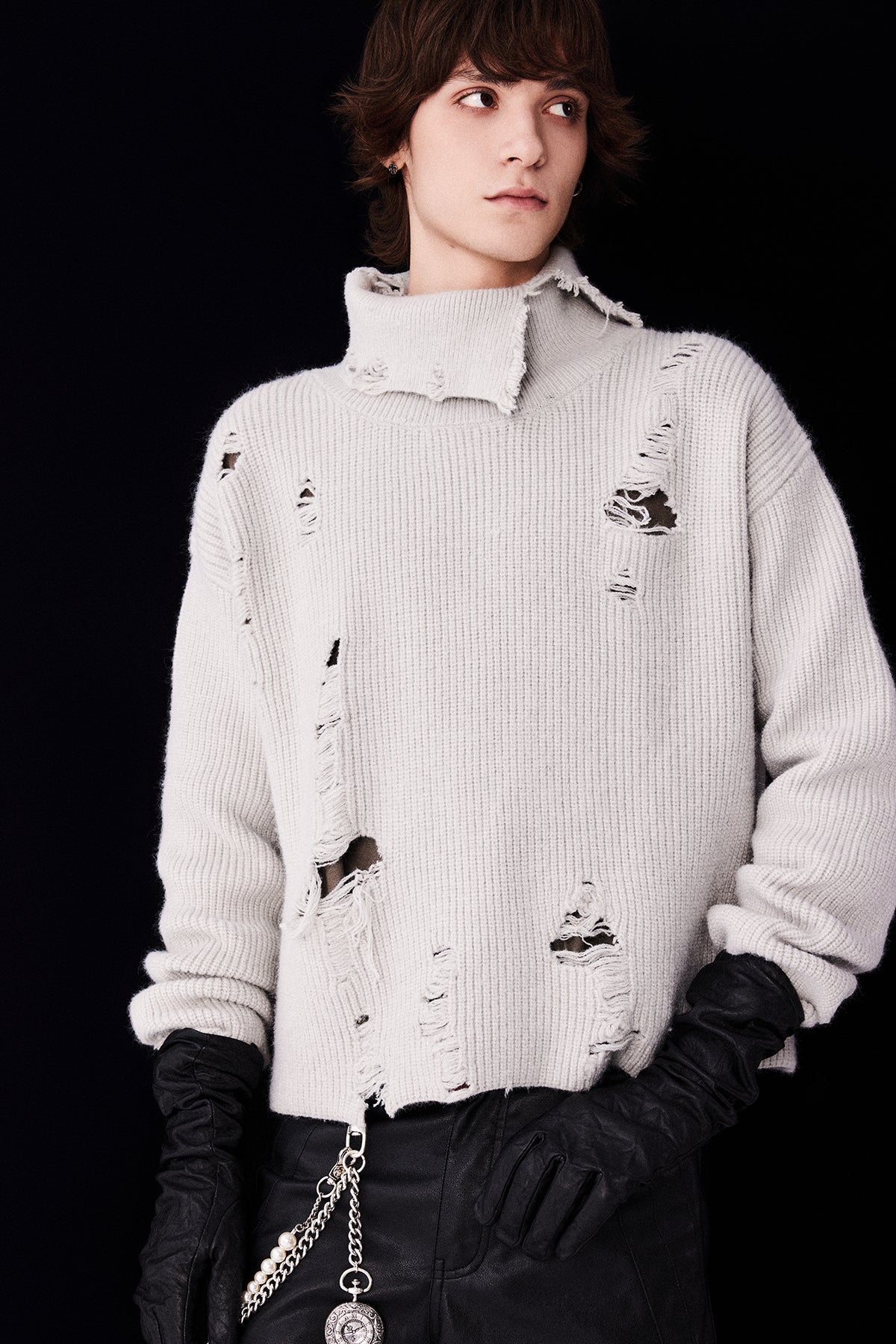 Turtleneck Ripped Hole Knit