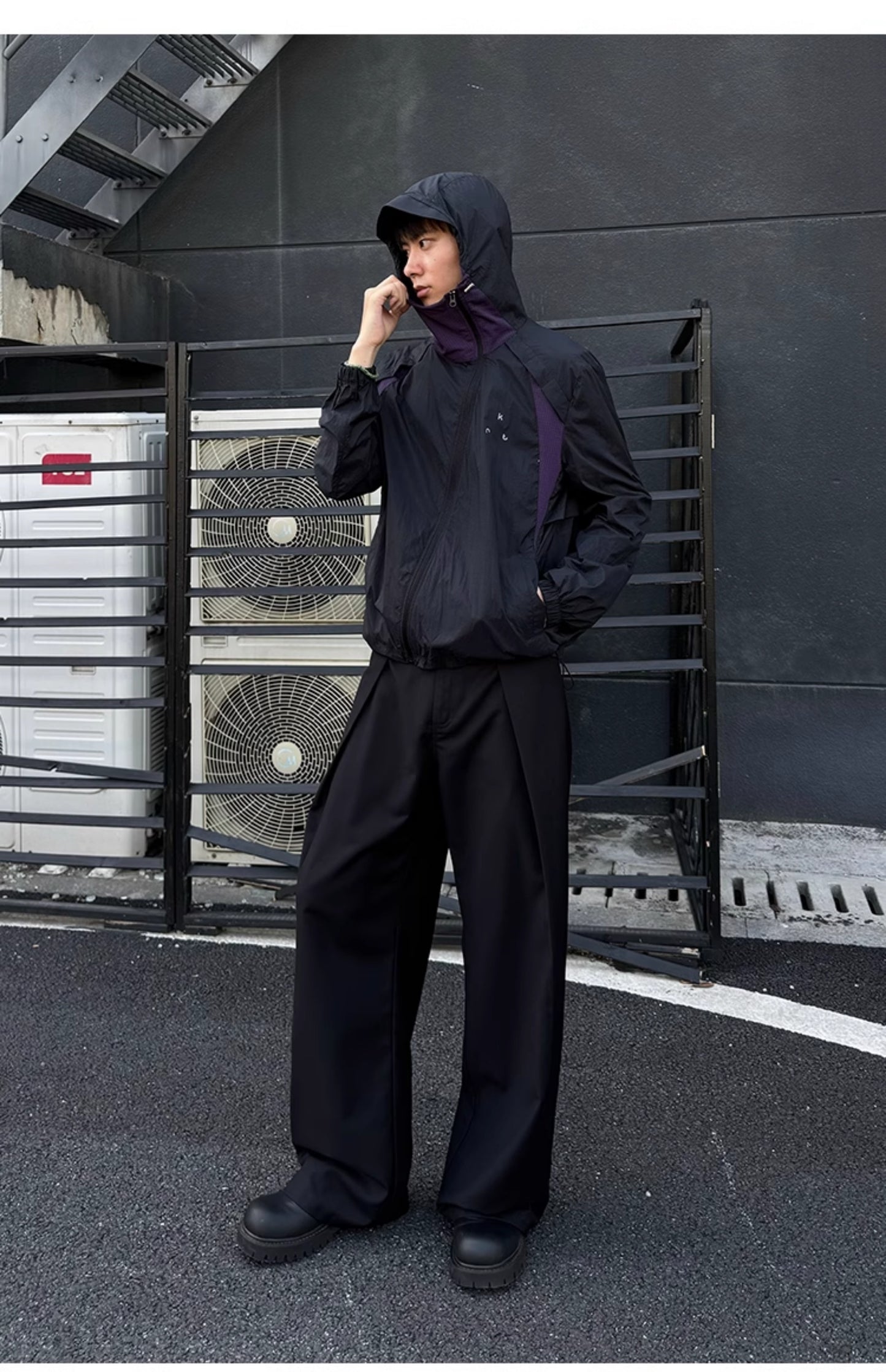 Breathable straight shoulder jacket