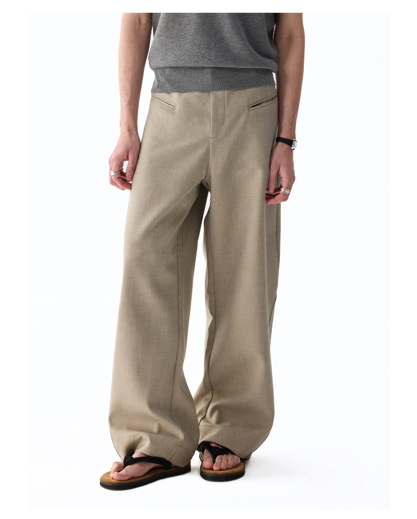 Straight-leg casual pants with pockets