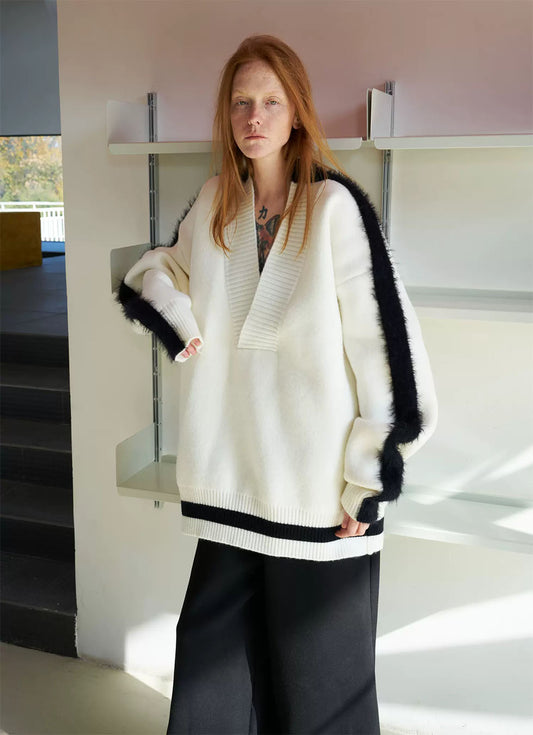 Large V-neck imitation mohair sweater