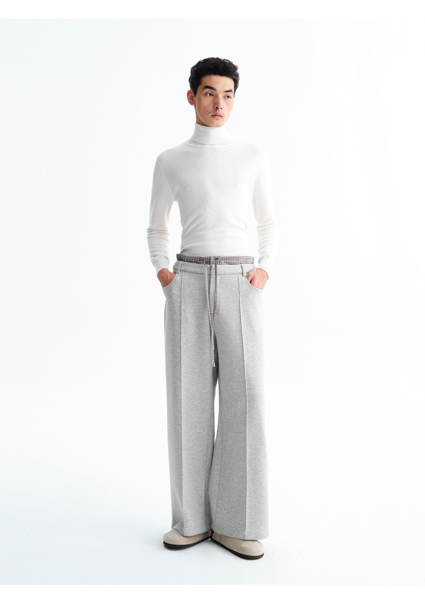 Basic Turtleneck Sweater