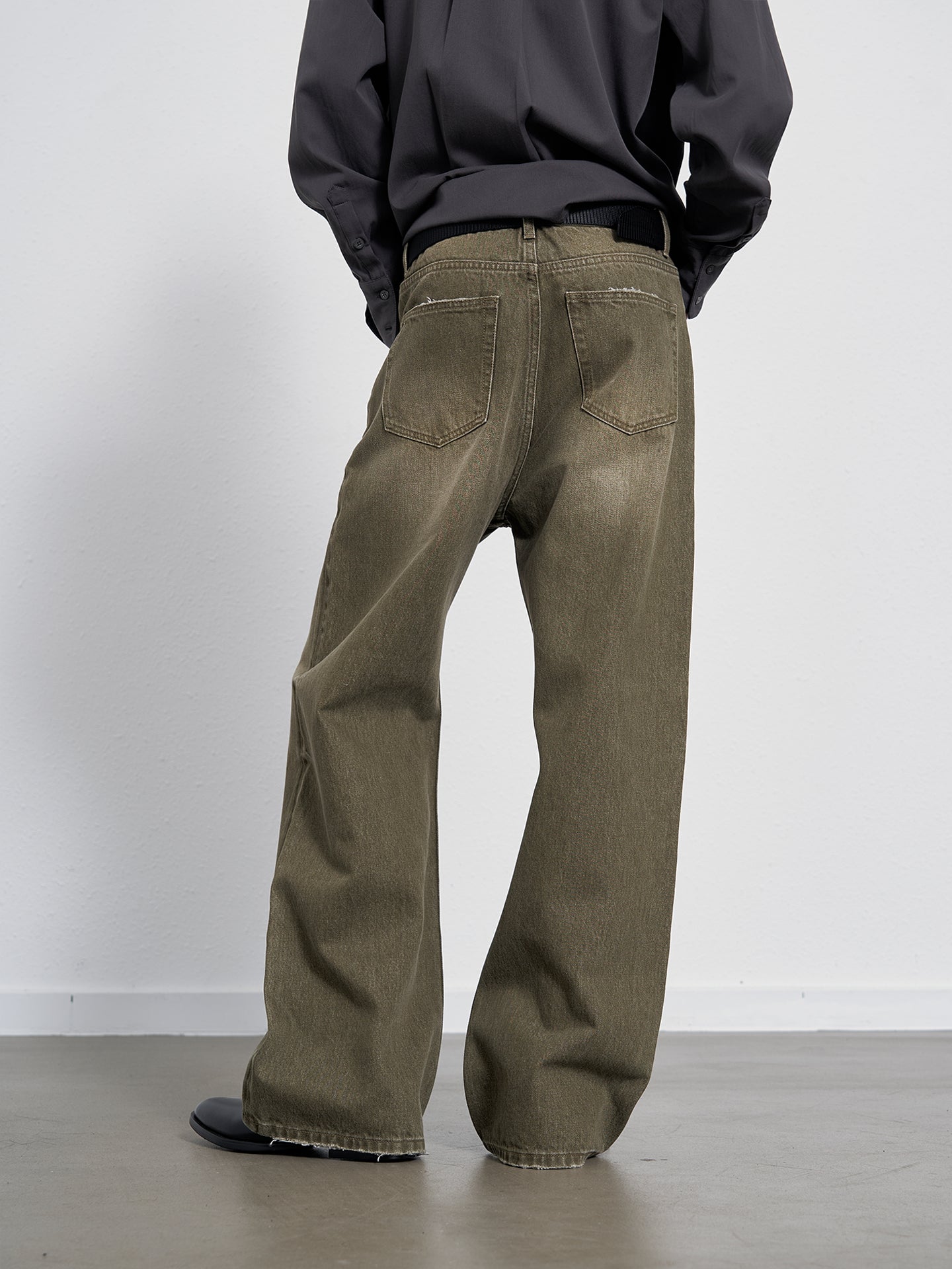 Retro Mid-Rise Denim Pants