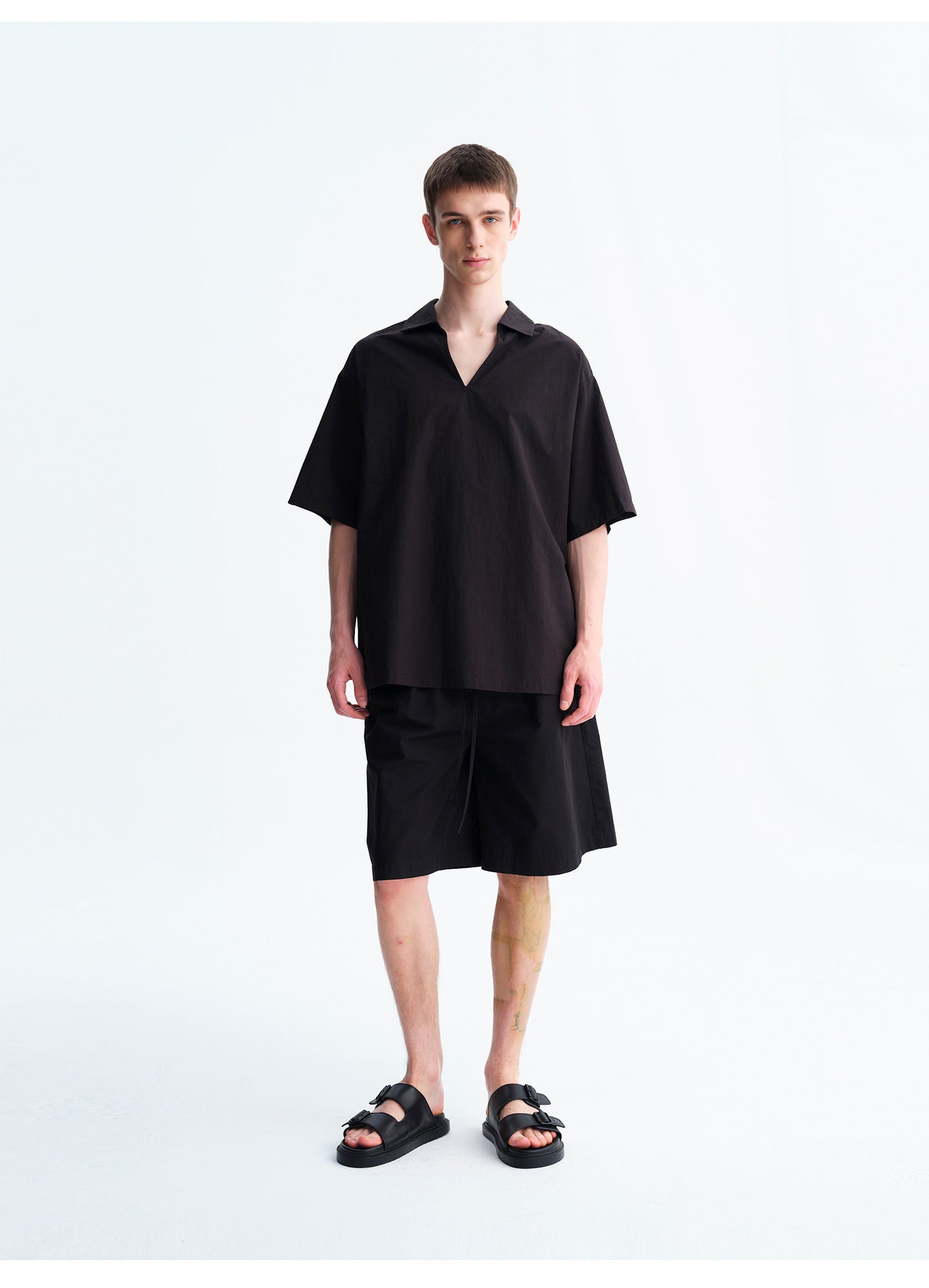 Loose-Fit V-Neck Pullover Shirt