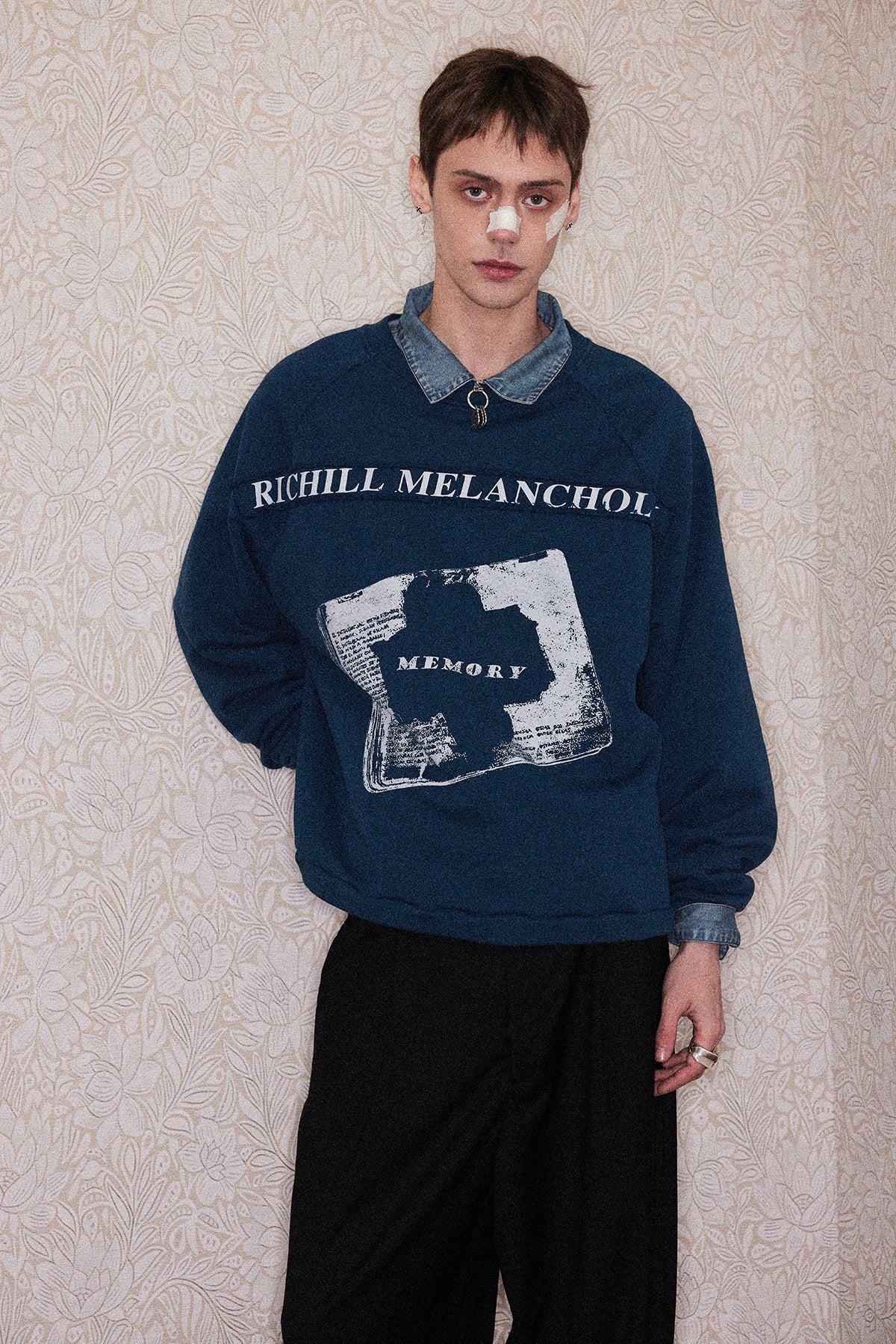 Washed Round Neck Sweatshirt