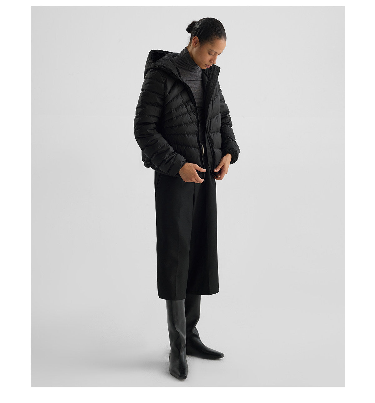 Embossed Straight-Line Quilted Down Jacket