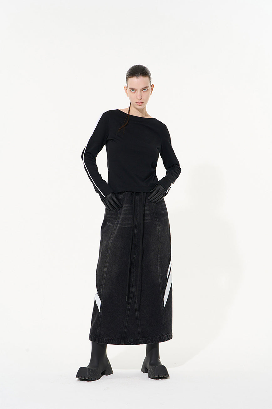 Contrast color stitch design denim skirt