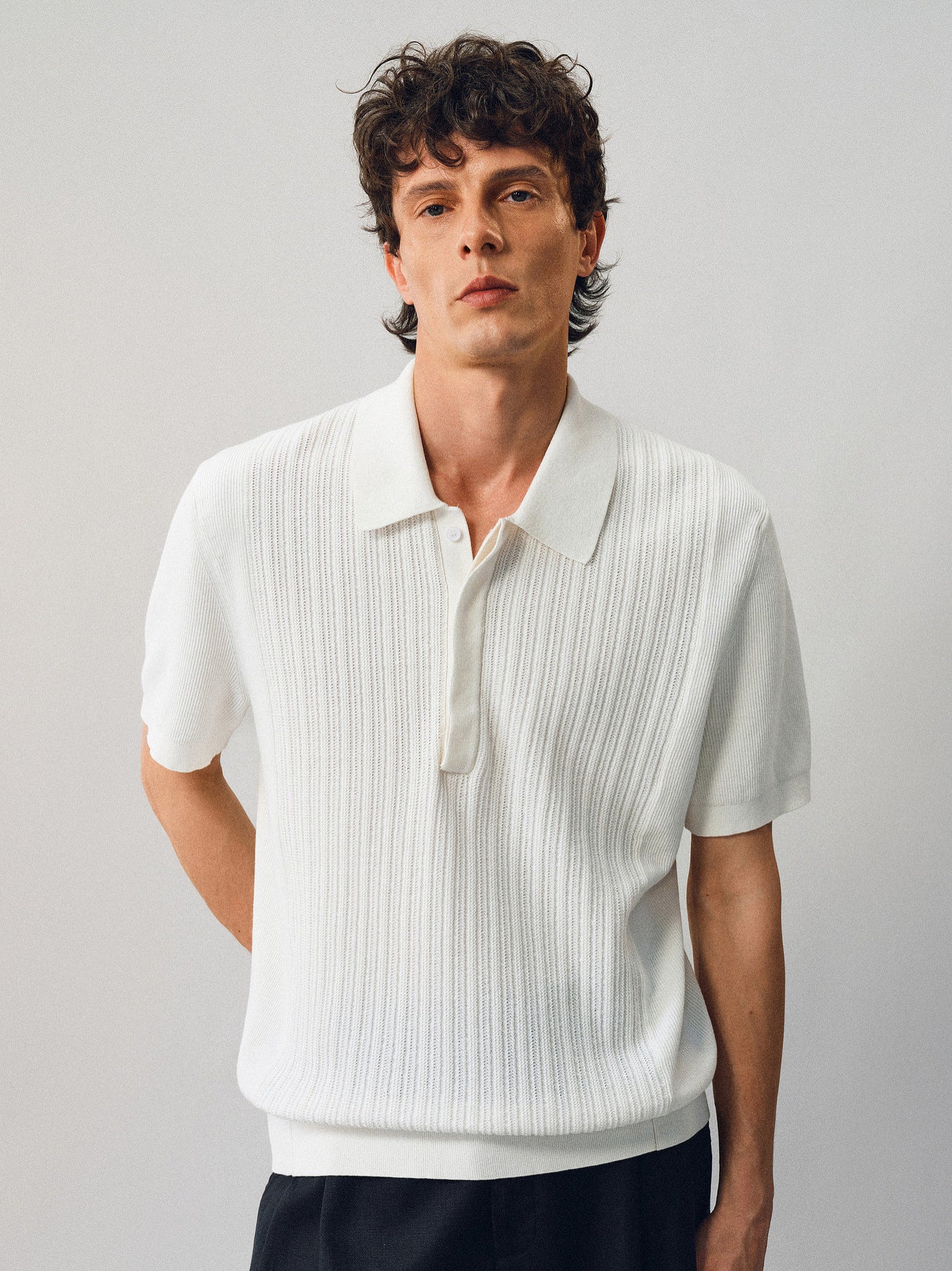 Jacquard-woven polo shirt with a hidden placket