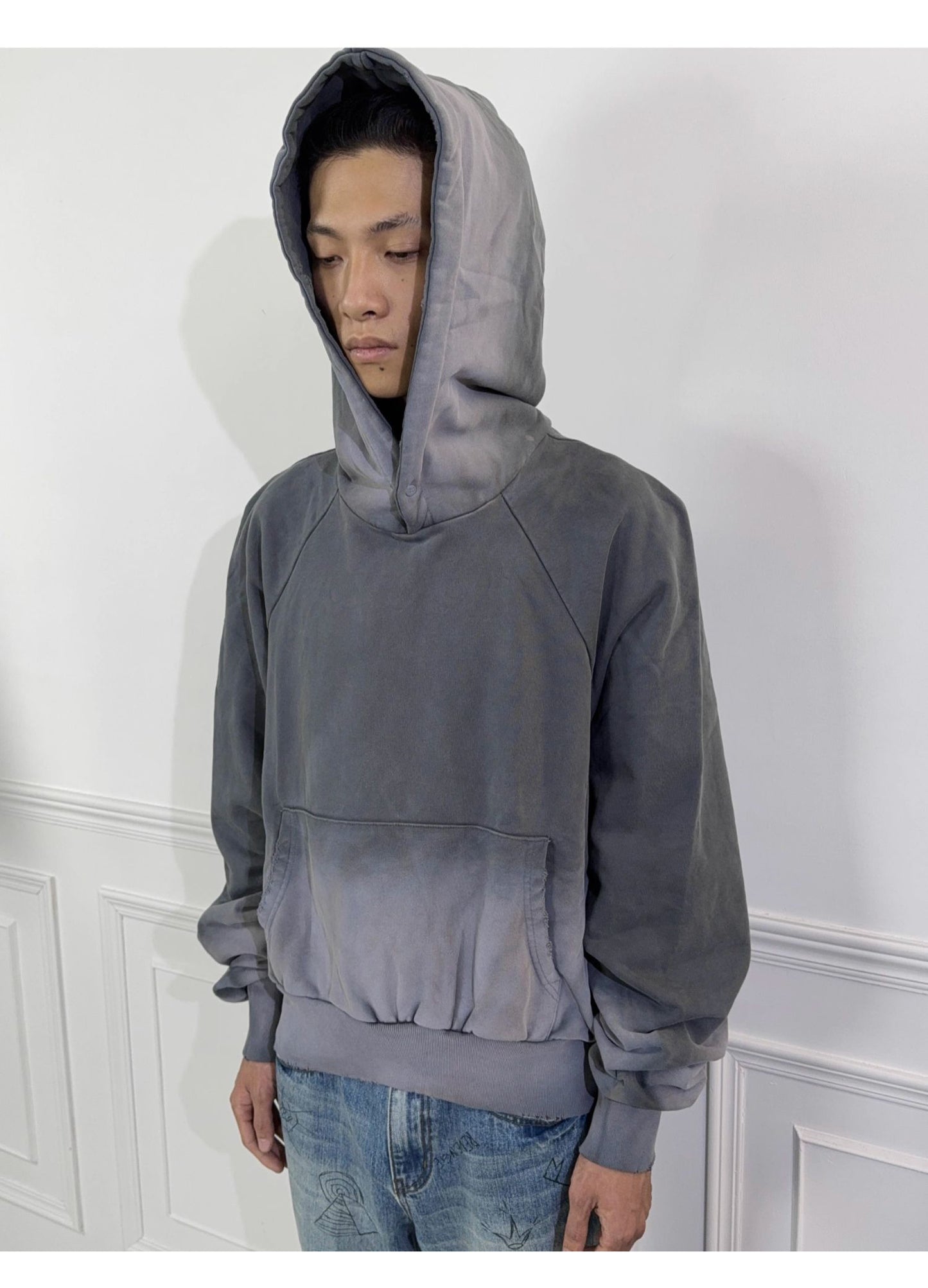 Washable Damaged Hooded Sweatshirt