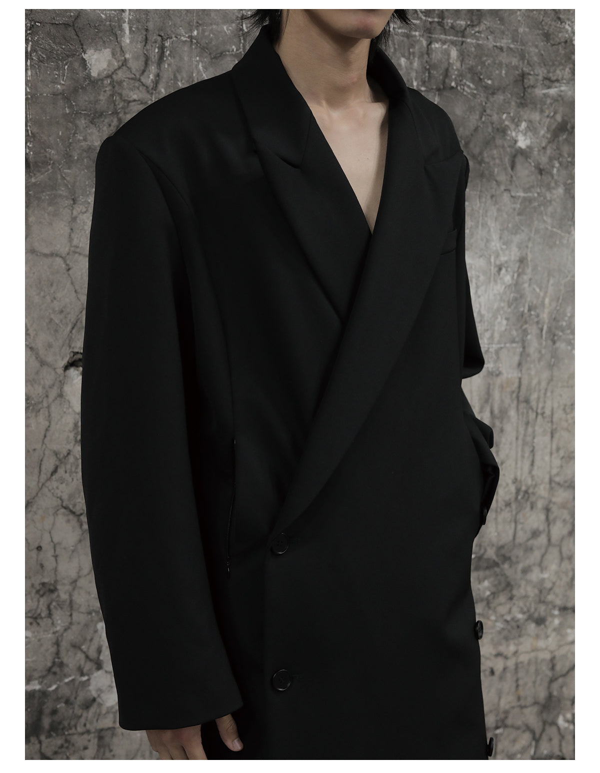 Double-breasted shoulder pad long coat