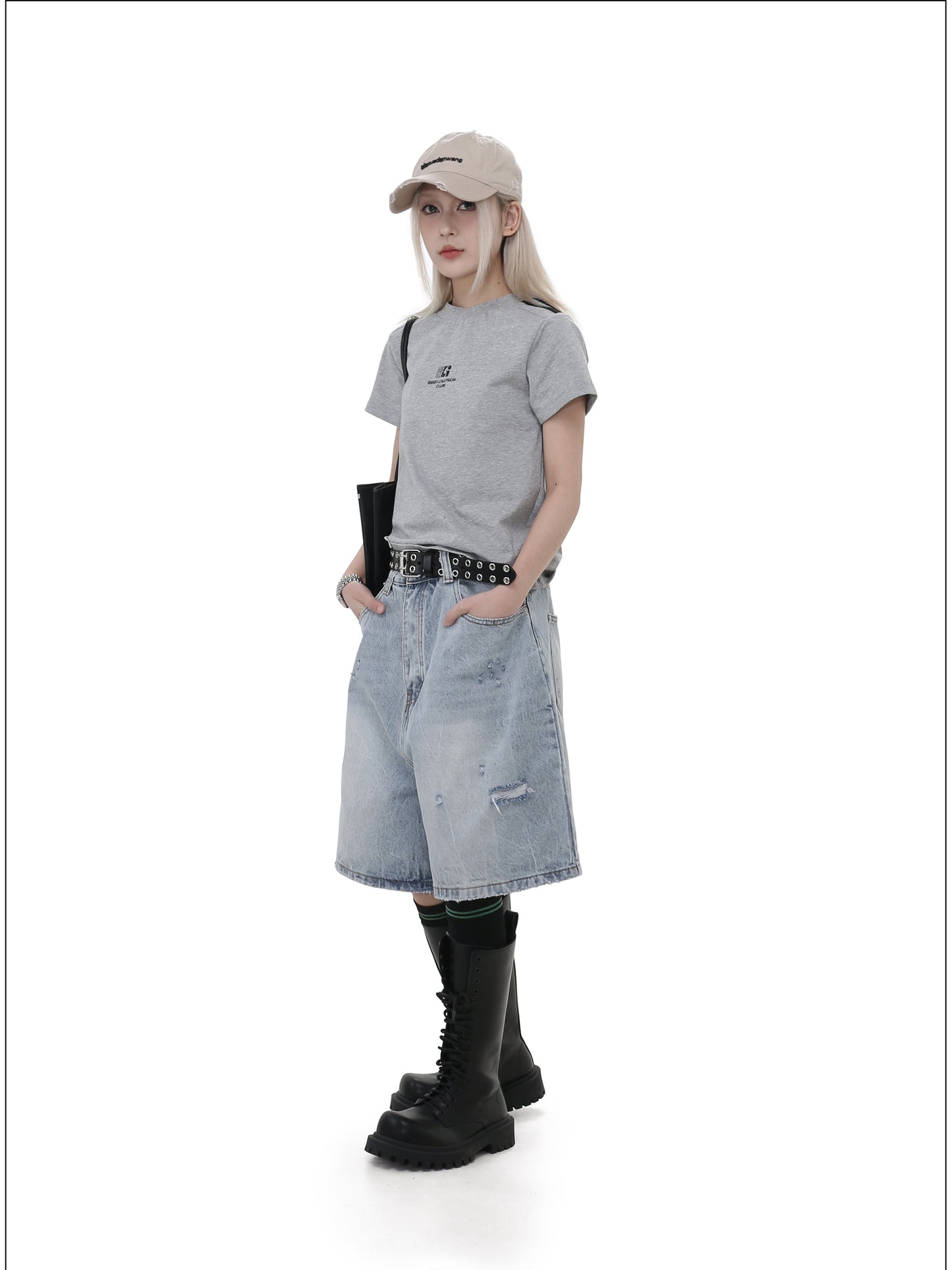 Loose-fitting straight shorts