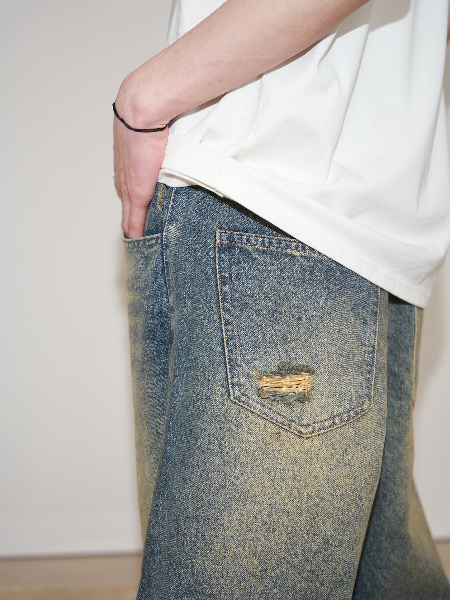 Old wash unisex jeans