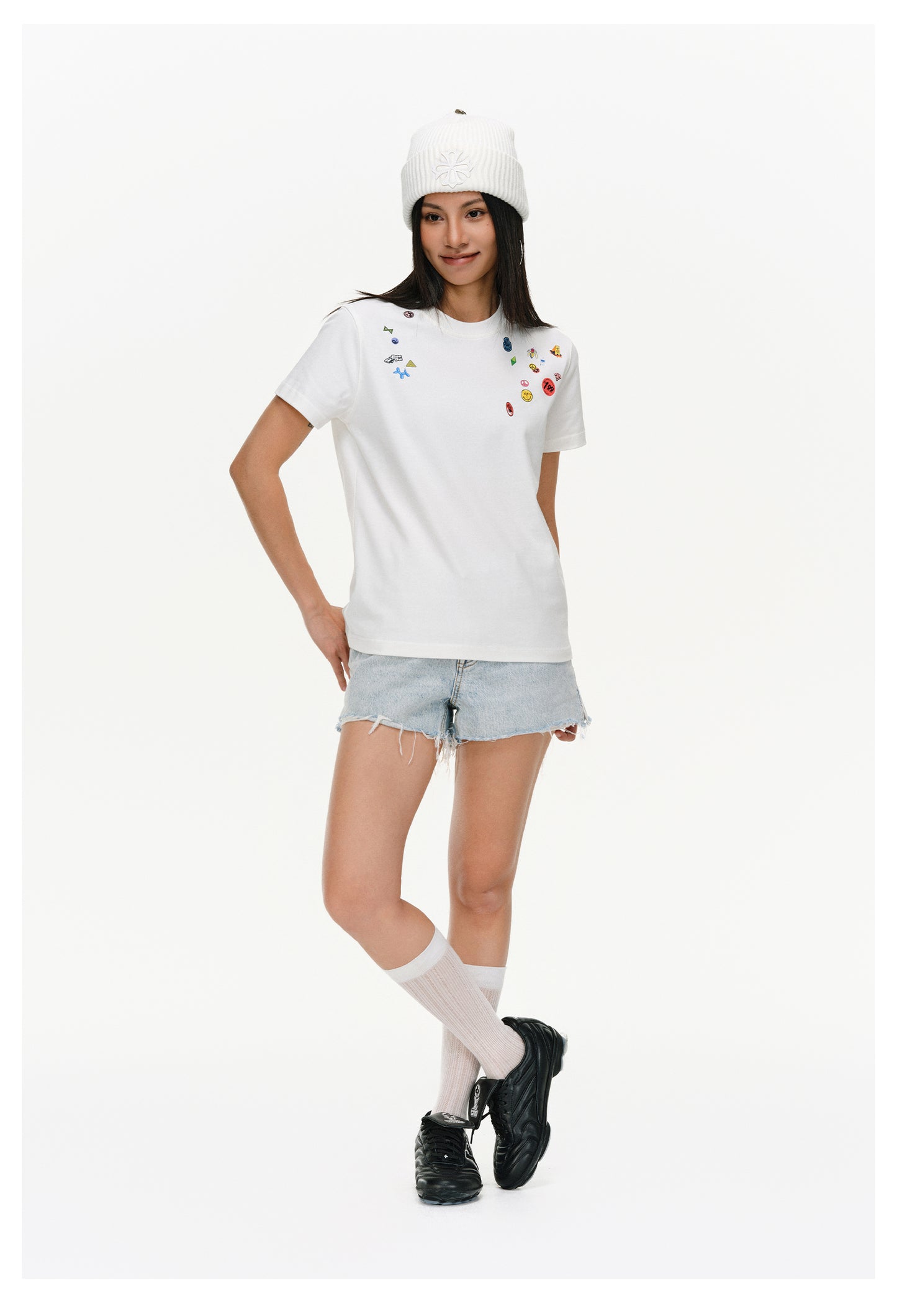 Thick sticker print T-shirt