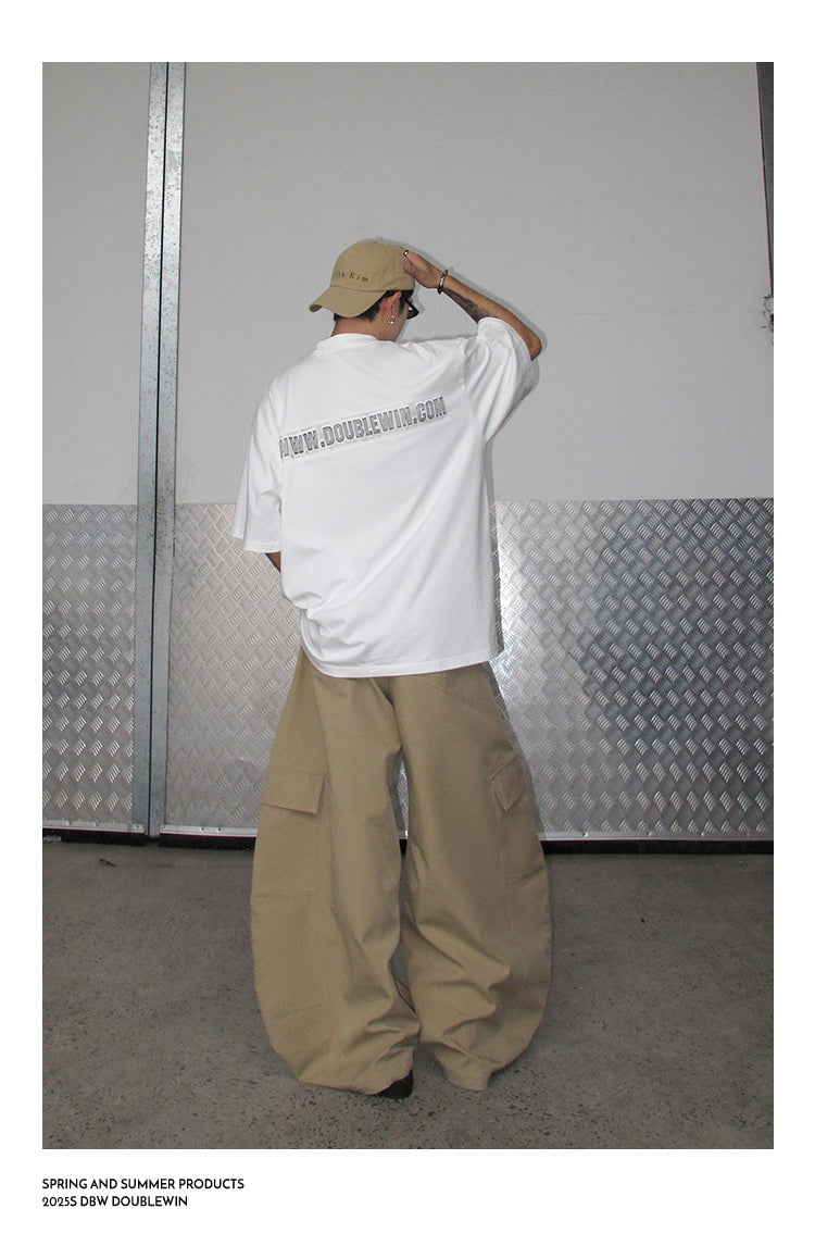 Casual pants with large pockets