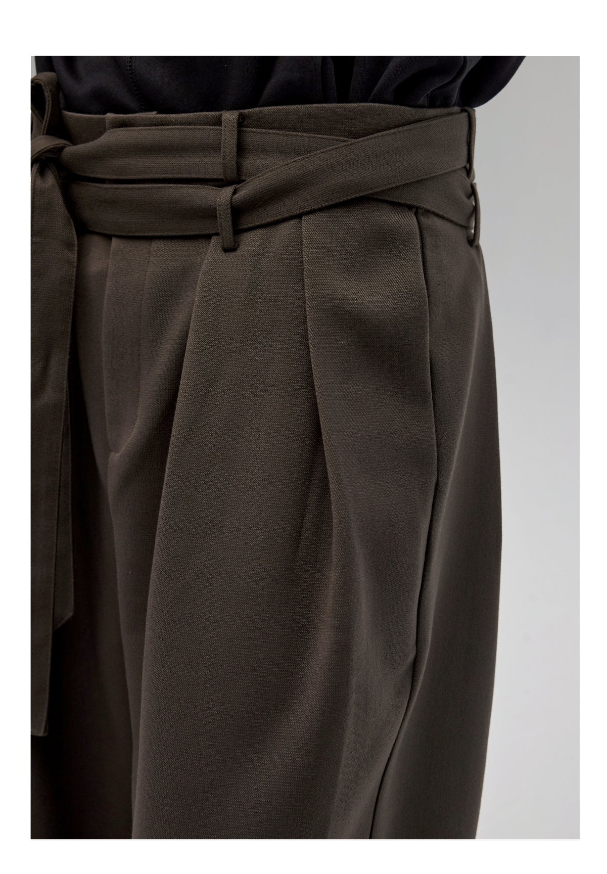 Multi-pleated Casual Pants