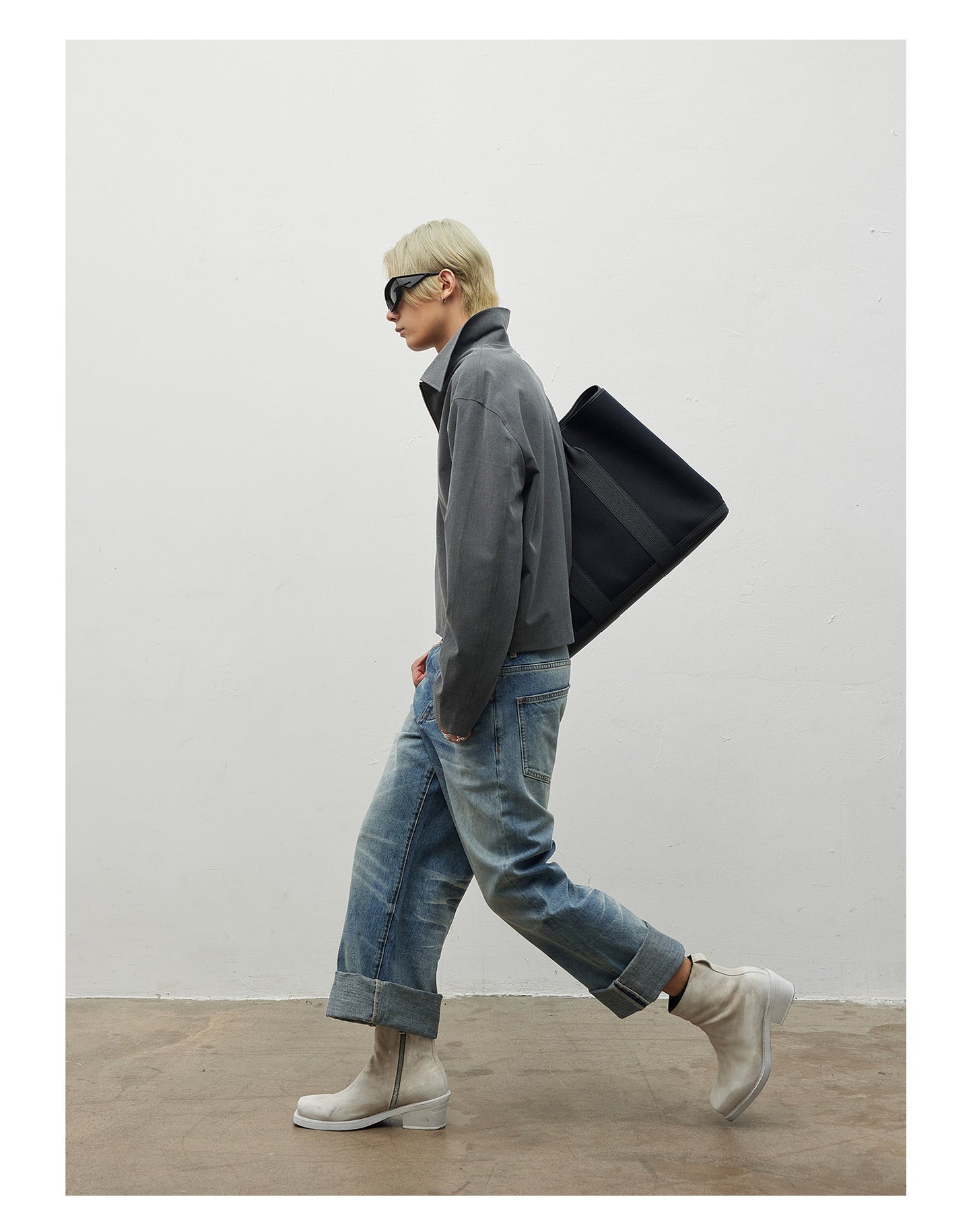 Short Wide Sleeve Jacket