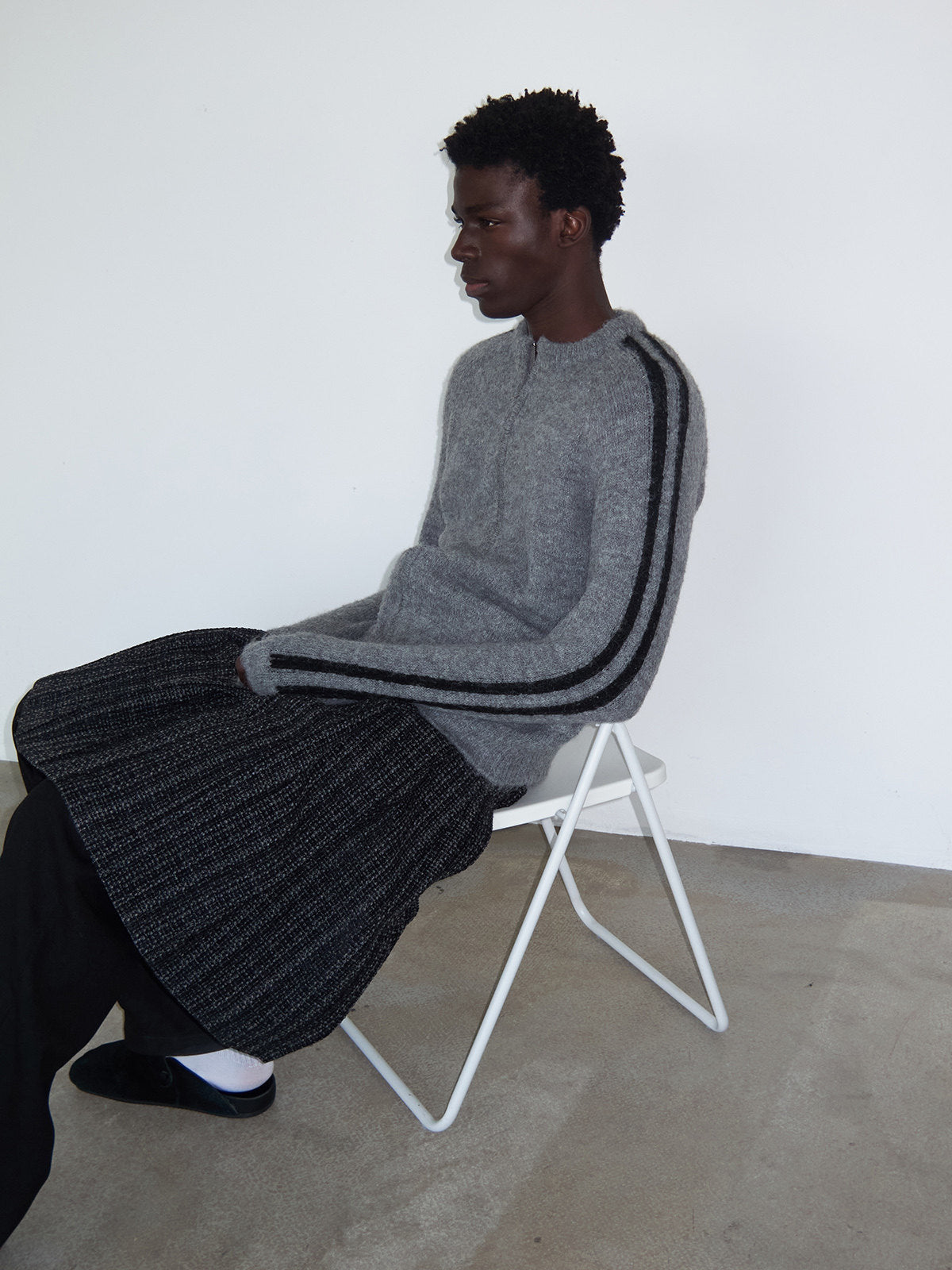 Striped Crew-Neck Zipper Cardigan