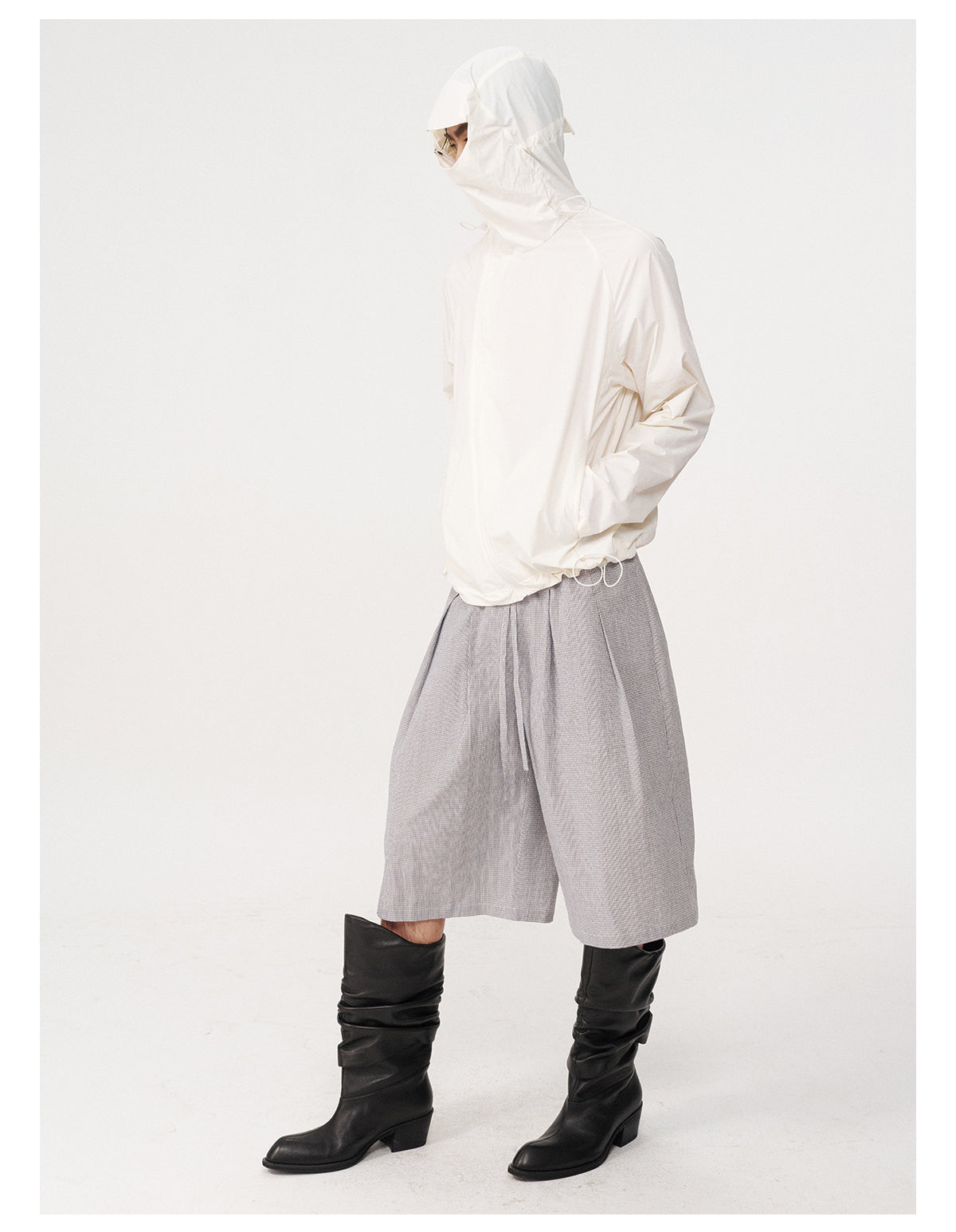 Drawstring hooded jacket