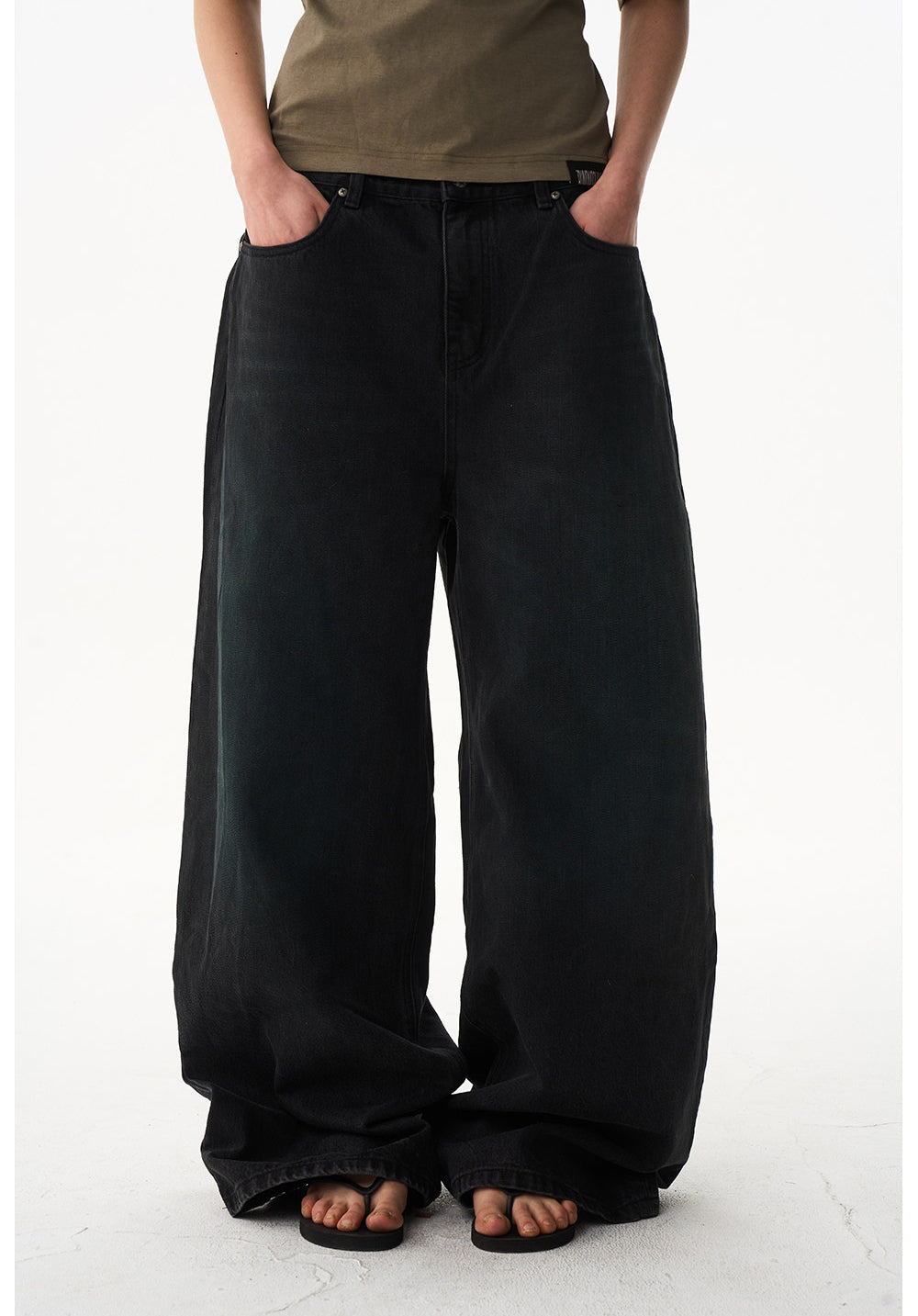 Casual wide-leg denim pants