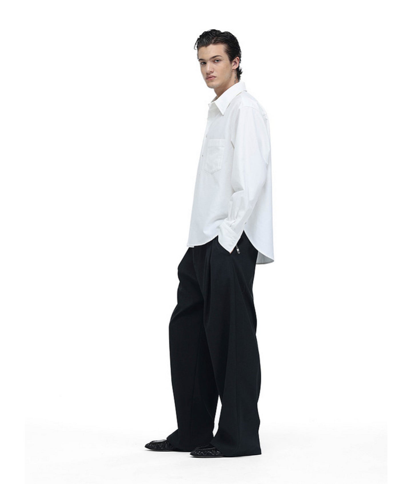 High-End Tailored Long-Silhouette Shirt